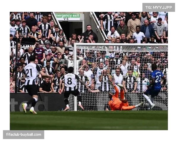 阿森纳战平十人切尔西 错失扩大积分领先优势最佳时机